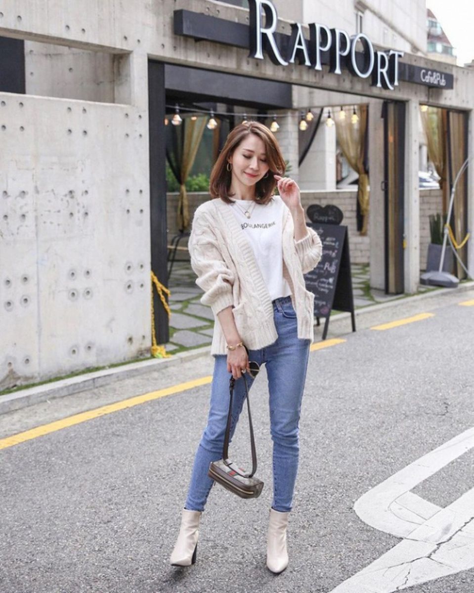 Áo phông và Quần Jeans - set đồ lí tượng cho 